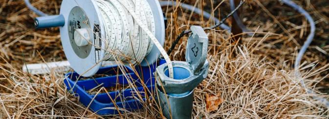 Hydrogeological equipment measuring in the ground